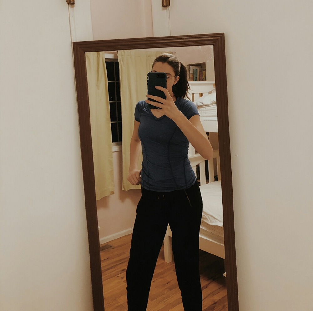 blue workout shirt // zella